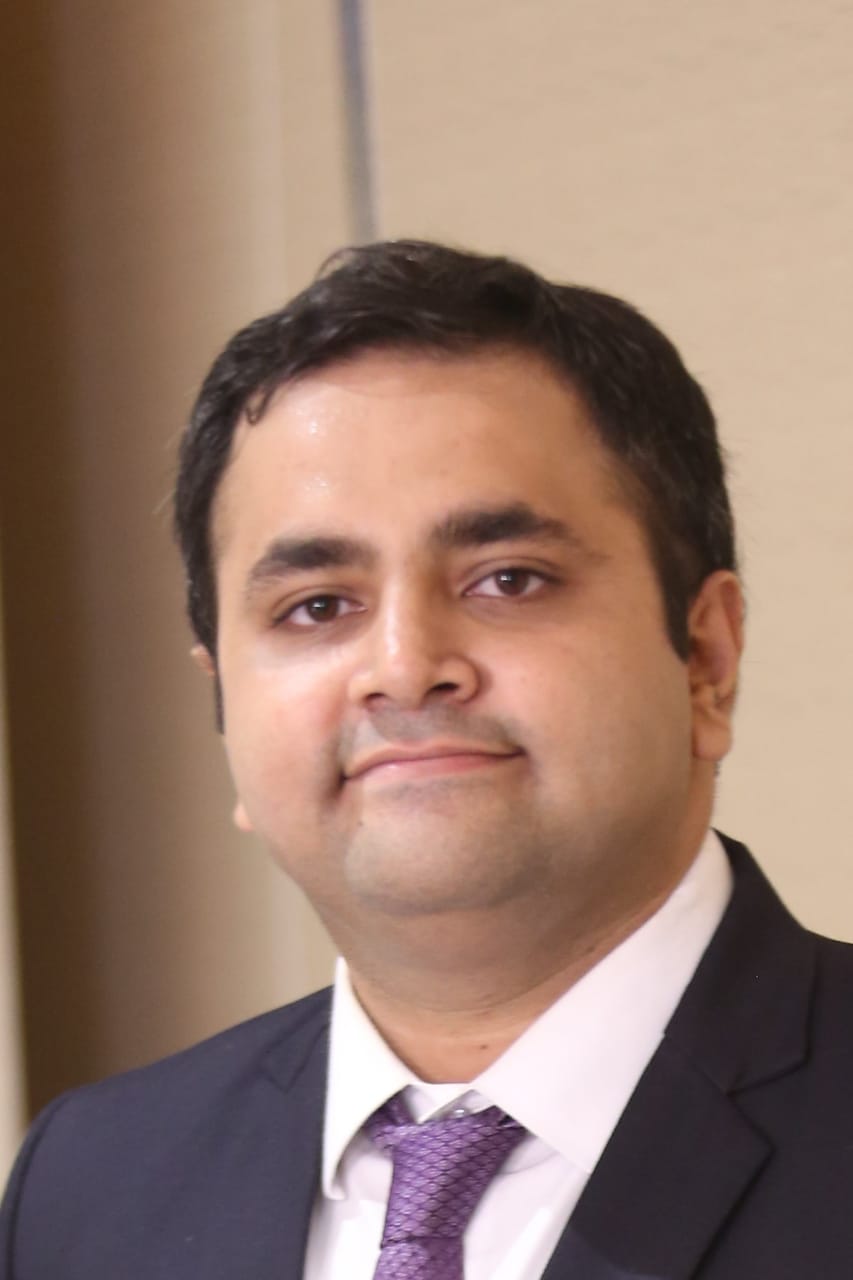 Dr. Pratik Surandashe